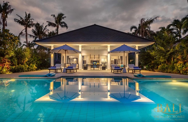 Nuevo en alquiler: Holiday Beachfront Villa Lovina Beach, ¡desayuno GRATIS!