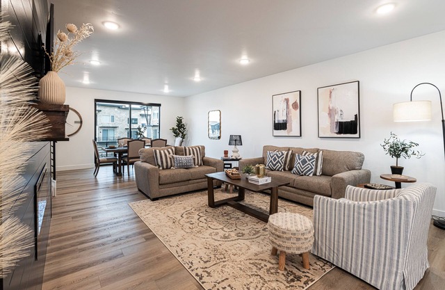 Newly Built Luxury Townhome! Park City Silver Creek 1124