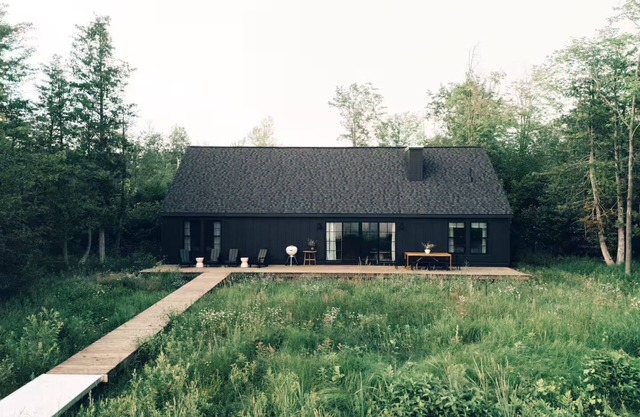 Newly Built Modern Lakefront Home with Stunning Views in Elk Rapids