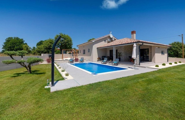 Villa Martina con piscina