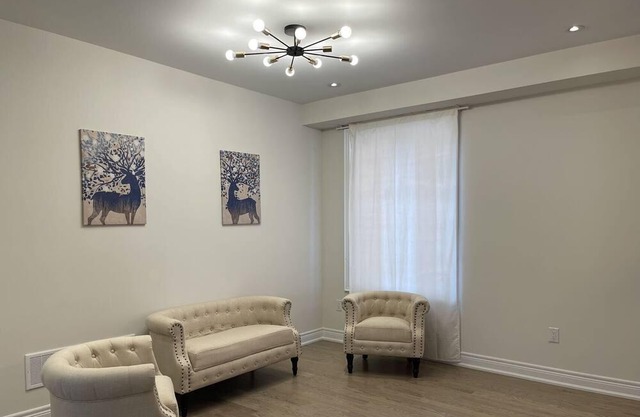 Newly-built Spacious Detached House for You in East Gwillimbury