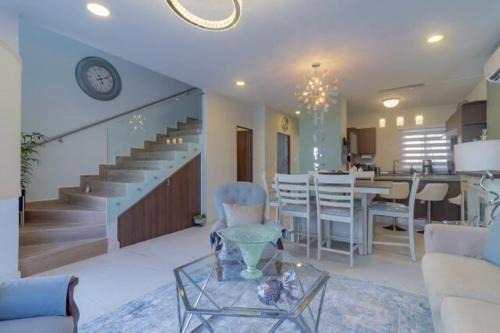Newly Developed 4 Bedroom Townhome