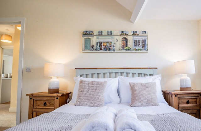 Newly refurbished apartment in city centre