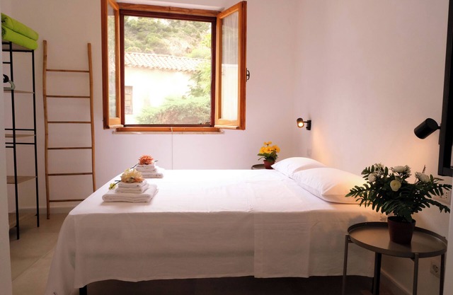 Newly refurbished Apartment great location