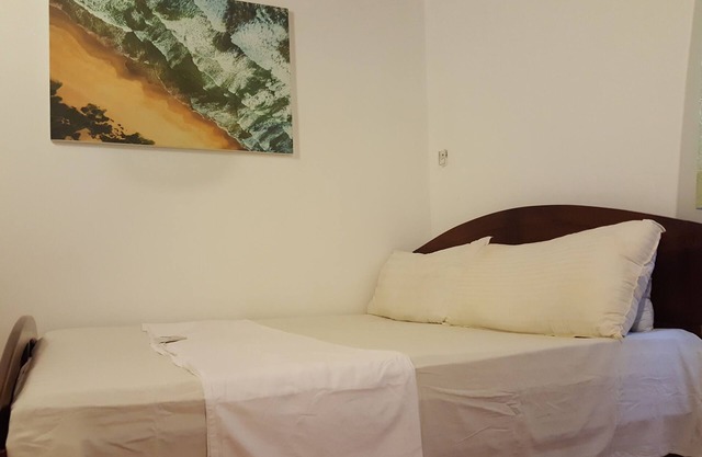 Lodge de lujo recientemente renovado en un tranquilo vecindario arbolado de clase alta