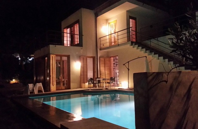 Villa Normanna con vistas al mar, balcones, terraza y Wi-Fi