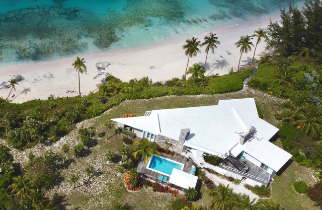 Newly Remodeled Beachfront Estate w/Pool, Views, Walk to Restaurant/Bar