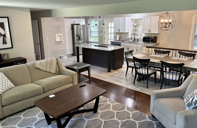 Newly Remodeled! 4 bedroom private home.