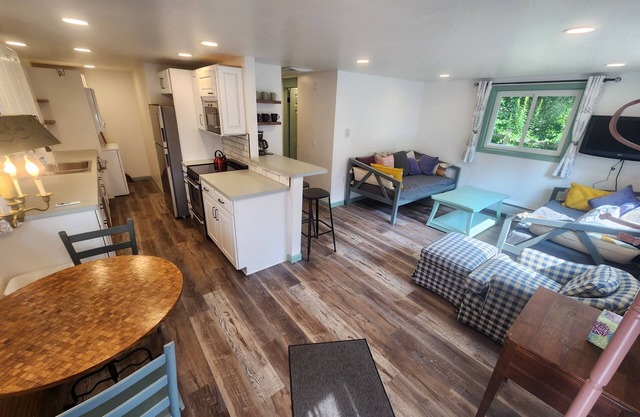 Newly remodeled bright garden apartment right in the Village of Northport, MI!