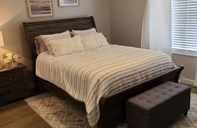 Newly remodeled Cozy 1-bedroom condo in enjoyable Oklahoma City with AC, WiFi