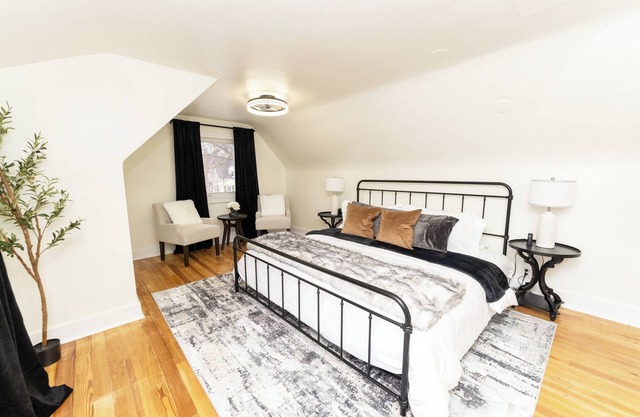 Newly Remodeled Gem in the Heart of Town!