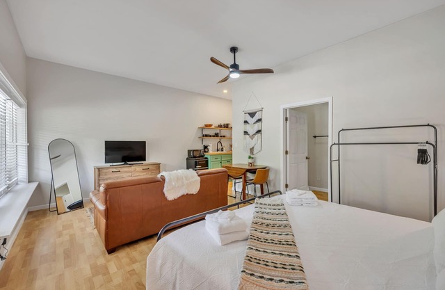 Newly Remodled Suite in Monteagle TN!