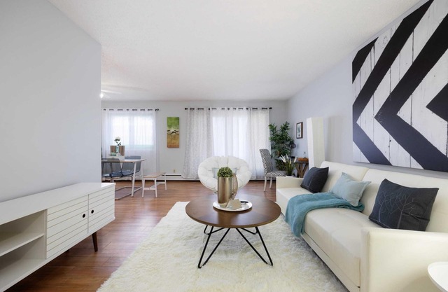 Newly Renovated 2BR | w/ Free Parking & Fast WiFi
