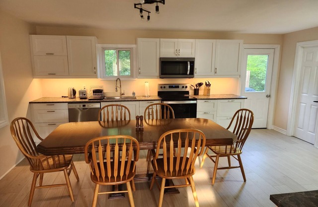 Newly renovated and furnished 4 bedroom home with office in the center of town
