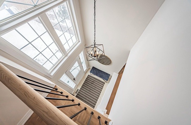 Newly renovated 2-story house with 5 bed rooms and 4 washrooms