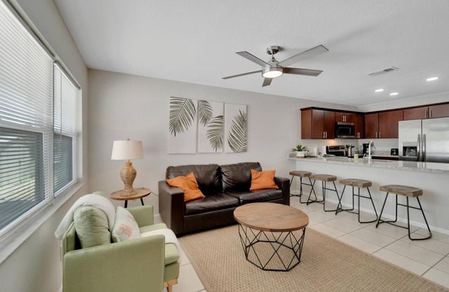 Newly Renovated Condo in Apollo Beach !