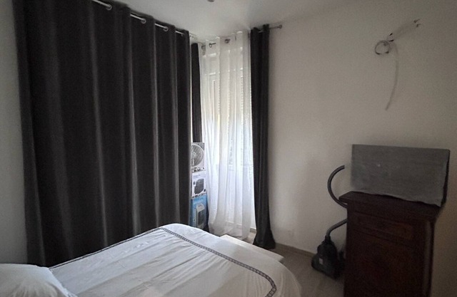 Newly renovated, comfortable apartment close to all amenities.