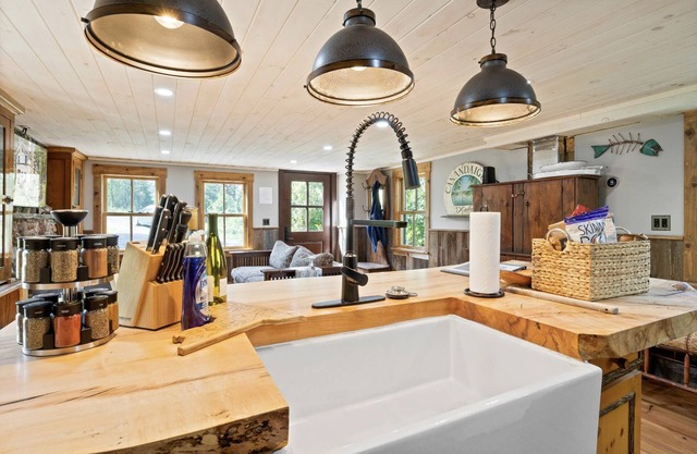 Newly Renovated Home Next to Canandaigua Lake