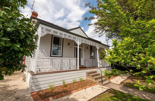 Newly renovated, Kennedy Cottage - close to CBD