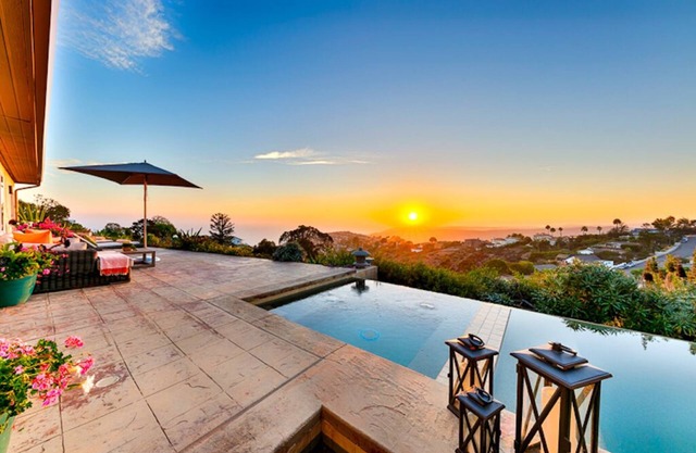 Impresionante casa contemporánea Laguna Beach con brillantes vistas al mar