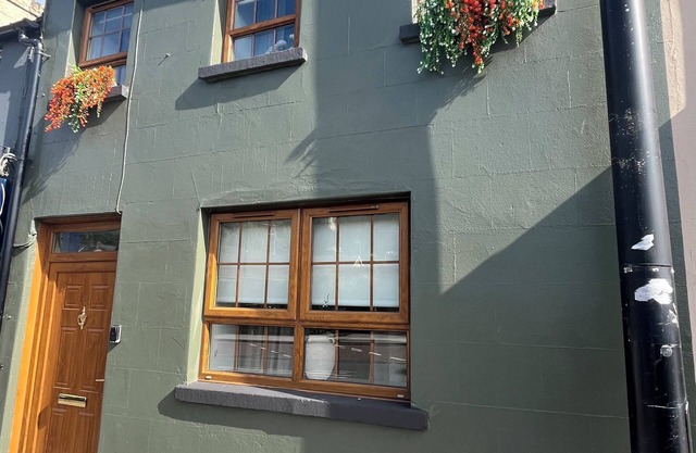 Newly Renovated Luxury Home - Armagh City Centre