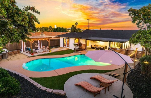 Newly Renovated - Private Pool, Spacious, Pet Friendly!