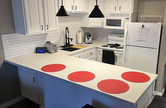 Cómodo y hermoso condominio cerca de la fuente en Fountain Hills, A