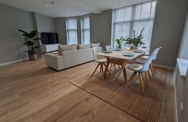 Newly renovated - vacation apartment - City Beach House