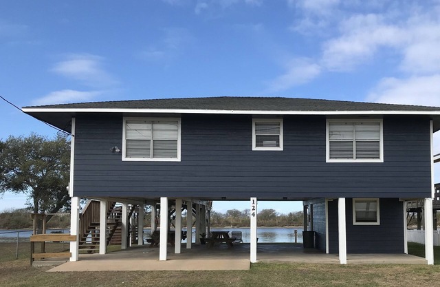Newly Renovated Waterfront Home *Prime Fishing*