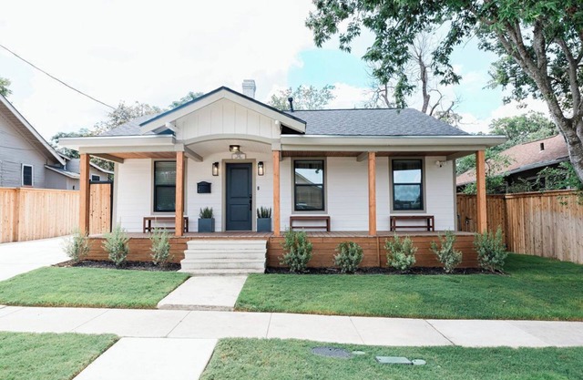 Newly restored 5-bed, 3-bath home in downtown San Antonio, near Pearl District