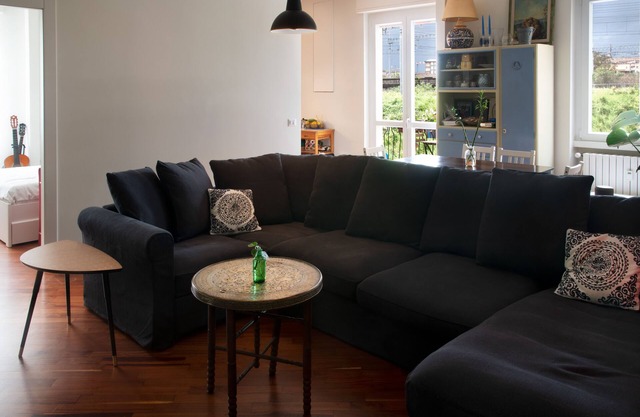 Habitación privada recién restaurada con baño en suite.