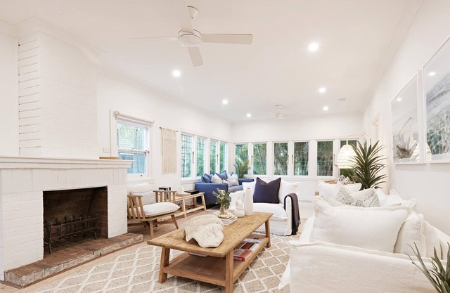 Newport Beach House (ISYD) - Designed to bring people together- 250m to the Sand & Surf