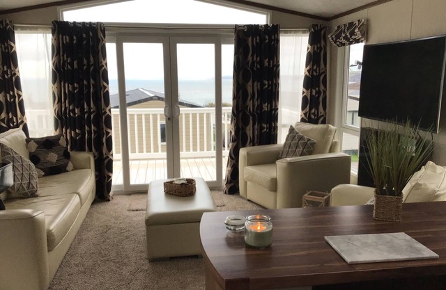 Newquay Haven Caravan 42x14 With Ocean Views
