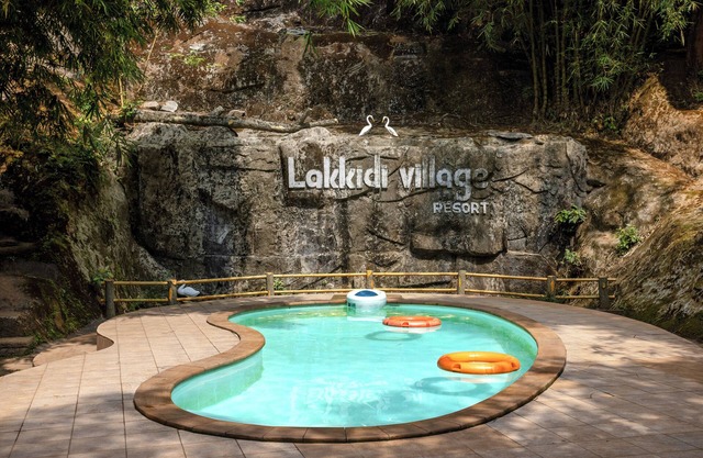 Nexstay Lakkidi Village