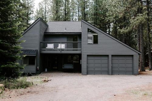 Next To Glaze Meadow, Cute, With Many Amenities!