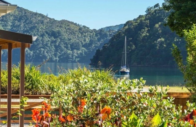 Ngakuta Bay Waterfront-Queen Charlotte Dve, Picton