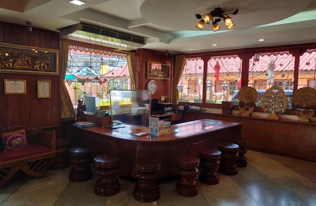 Ngamta Hotel