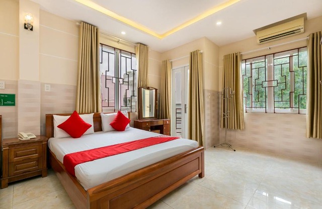 Ngoc Linh Hotel