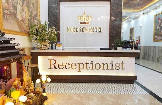 Ngoc Son Hotel