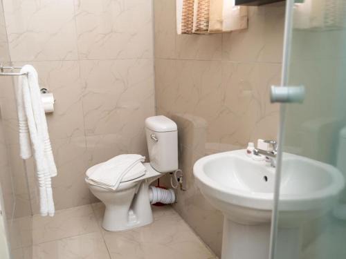 Ngwenya City Hotel