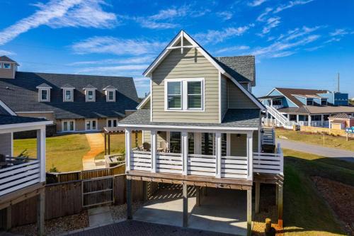 NH387D Cape Lookout Cottage