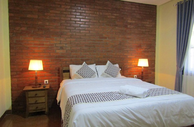 Nia Maretta House Syariah