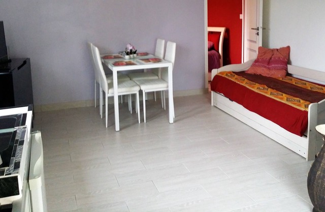 Niza 2 35m2 habitaciones con jardín y zona de barbacoa