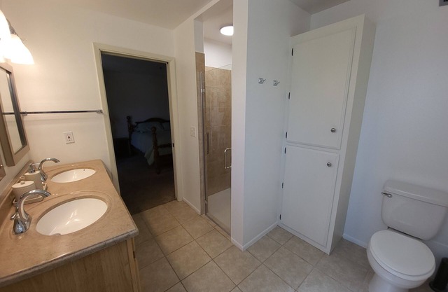 Nice 2-bedroom house with AC and GVR in Green Valley