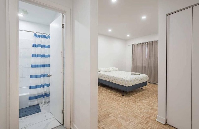 Nice 5Bed Apt ~Steps Away From Saint-Michel Metro!