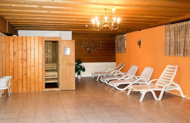 Hermoso apartamento para 6 personas con WIFI, TV, balcón, mascotas permitida y aparcamiento
