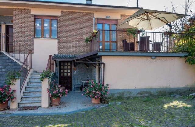 Bonito apartamento para 5 personas con A/C, WIFI, TV, terraza y aparcamiento