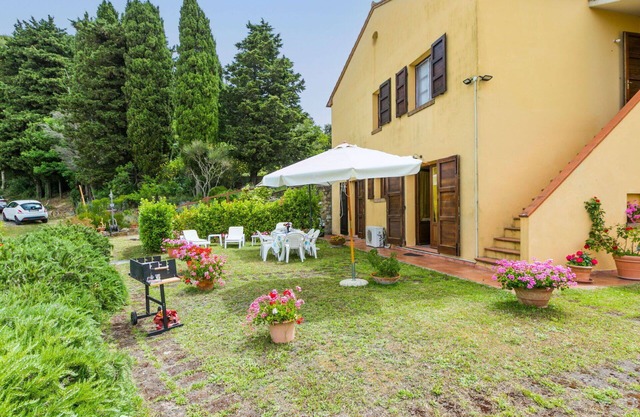 Apartamento con piscina, A/C, WIFI, TV, patio, mascotas permitida, vista panorámica, aparcamiento