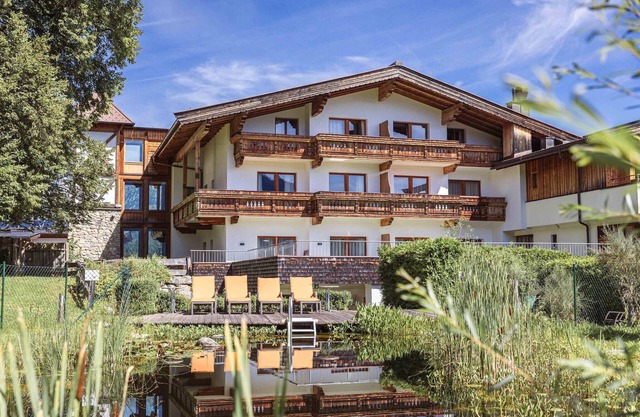 Bonito apartamento con balcón.