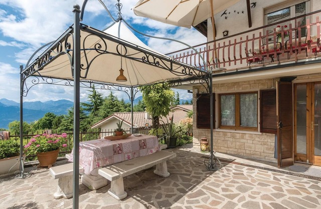 Bonito apartamento en San Zeno di.